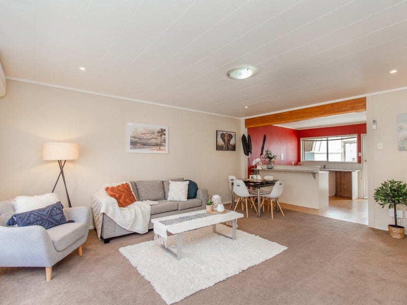 3/37 Seddon Street, Glenholme, Rotorua - Carousel 1