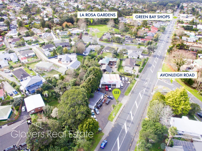 125 Godley Road, Green Bay, Auckland - Carousel 2