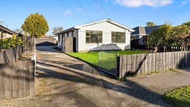 17 Banbury Street, Burnside, Christchurch - Carousel 1