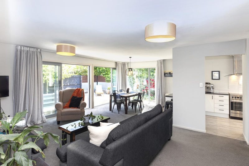 2/121 BARRINGTON STREET, Somerfield, Christchurch - Carousel 2