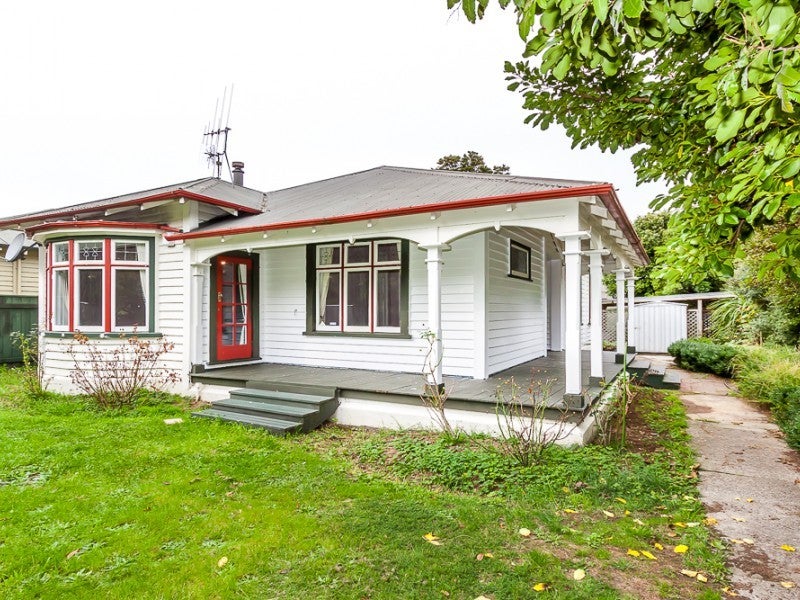4 Napier Road, Terrace End, Palmerston North - Carousel 2