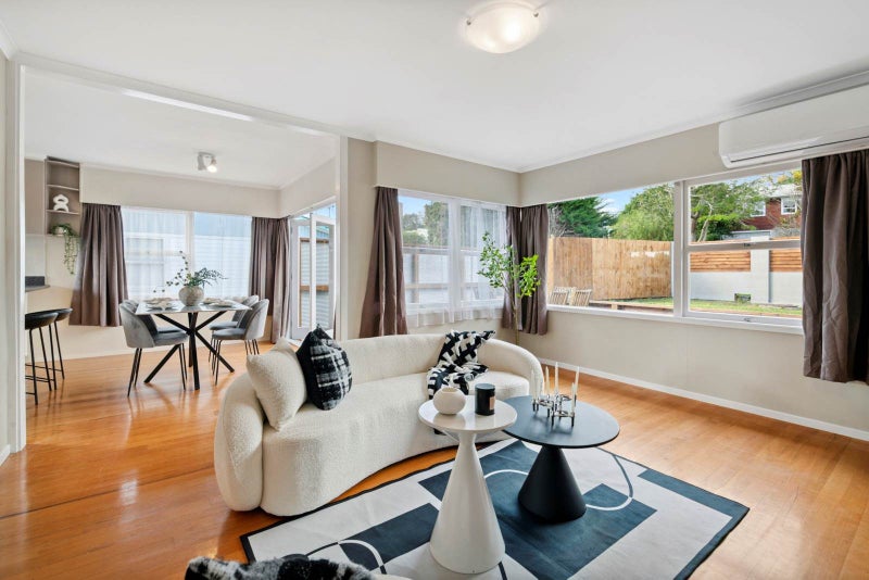 4 Madison Place, Forrest Hill, Auckland - Carousel 2