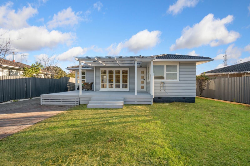 113 Chichester Drive, Rosehill, Papakura - Carousel 1