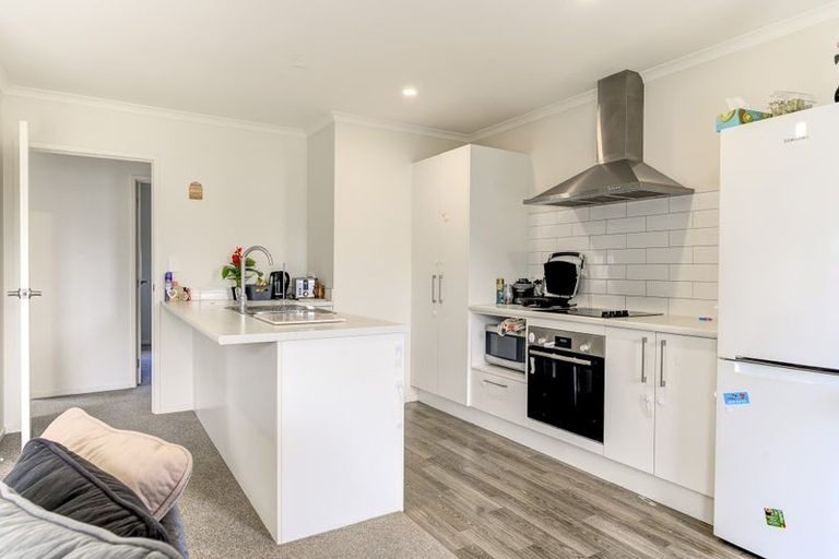 1/11 Miro Street, Maeroa, Hamilton - Carousel 2