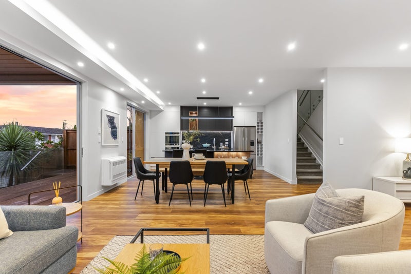 5B Trafalgar Road, Milford, Auckland - Carousel 2