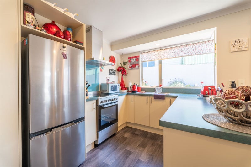 2/92 Arthur Street, Seaview, Timaru - Carousel 2