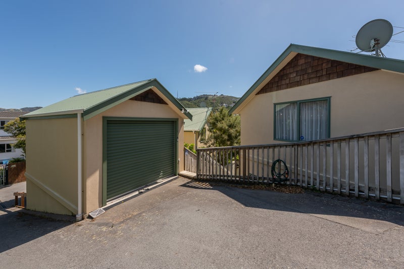 2/42 Madras Street, Khandallah, Wellington - Carousel 18