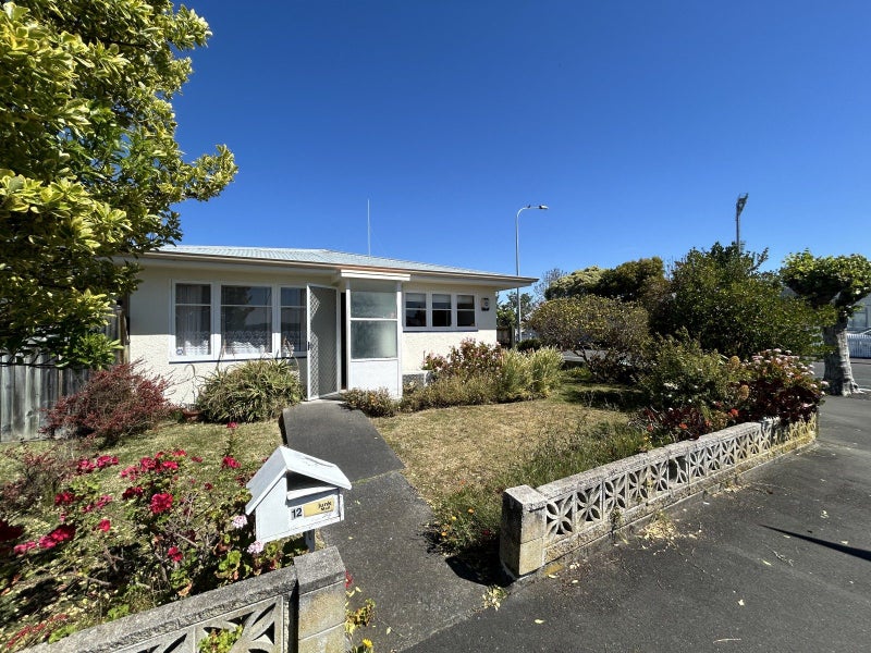 12 Todd Street, Napier South, Napier - Carousel 1