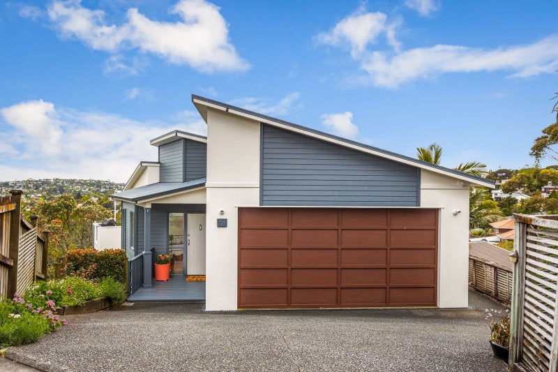 589F East Coast Road, Browns Bay, Auckland - Carousel 1