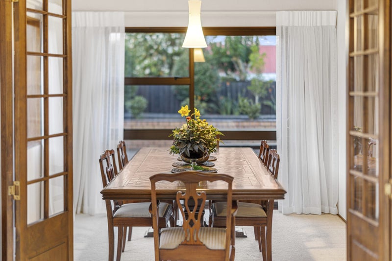 12 Carlinka Place, Conifer Grove, Takanini - Carousel 1