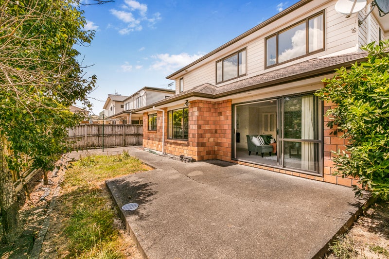 7 Janway Avenue, Flat Bush, Auckland - Carousel 2