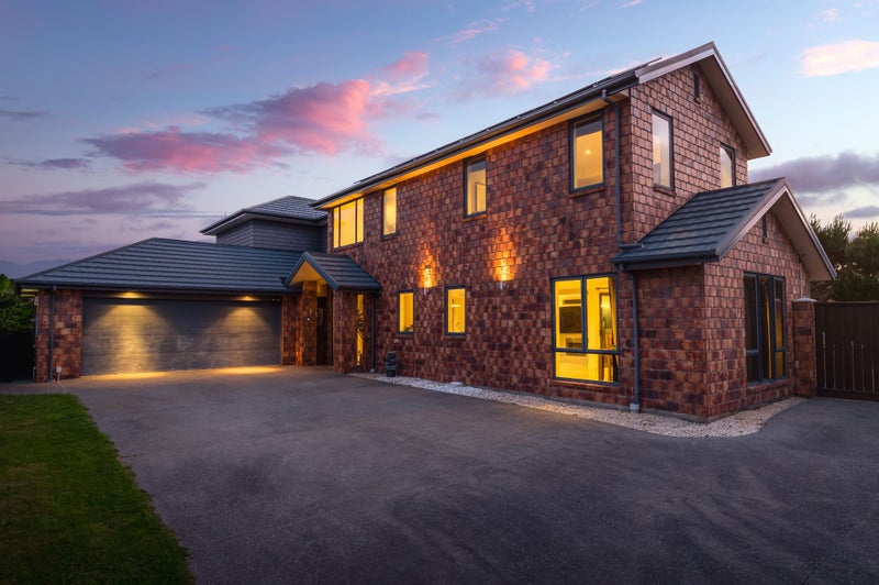 43 Globe Bay Drive, Templeton, Christchurch - Carousel 1