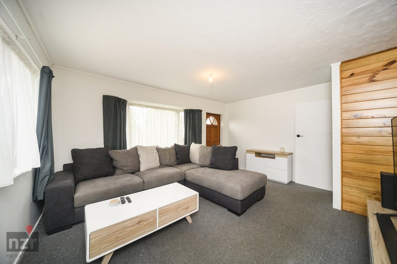 37 Tiller Close, Kelvin Grove, Palmerston North - Carousel 2