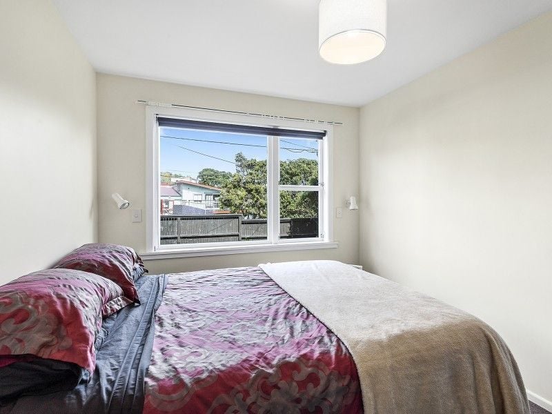 3 Thames Street, Island Bay, Wellington - Carousel 5