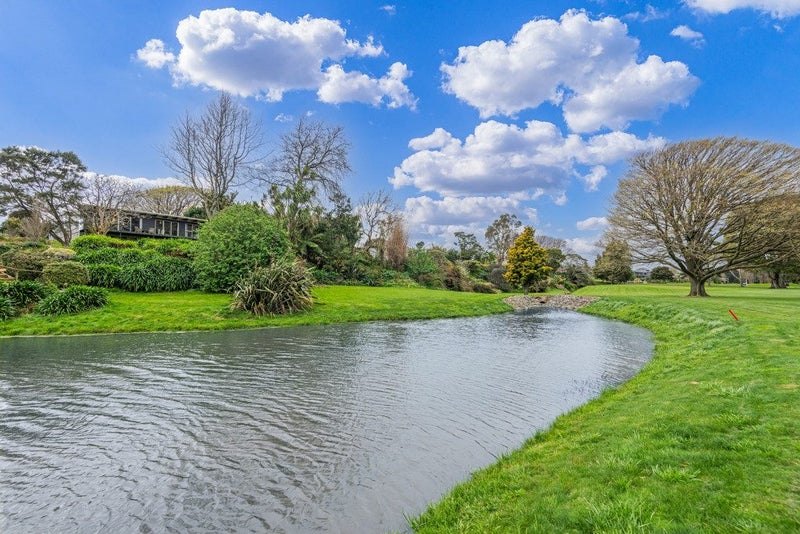 11 Belmont Place, Terrace End, Palmerston North - Carousel 1