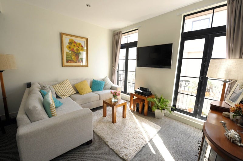 2F/5 Cheshire Street, Parnell, Auckland - Carousel 1