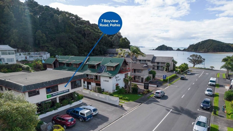 7 Bayview Road, Bayview, Auckland - Carousel 1