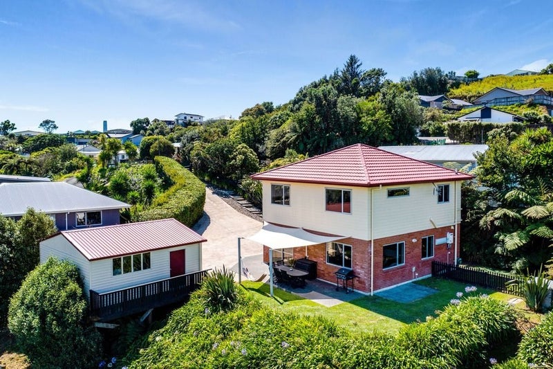 40 Hobart Drive, Spotswood, New Plymouth - Carousel 2