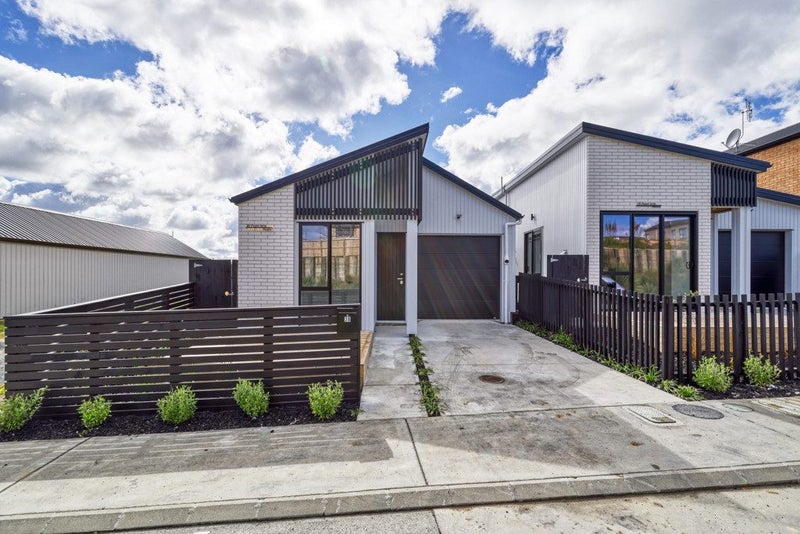20 Papai Lane, Massey, Auckland - Carousel 15
