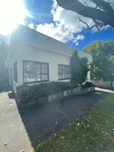 1/8 Sarawia Street, Newmarket, Auckland - Carousel 7