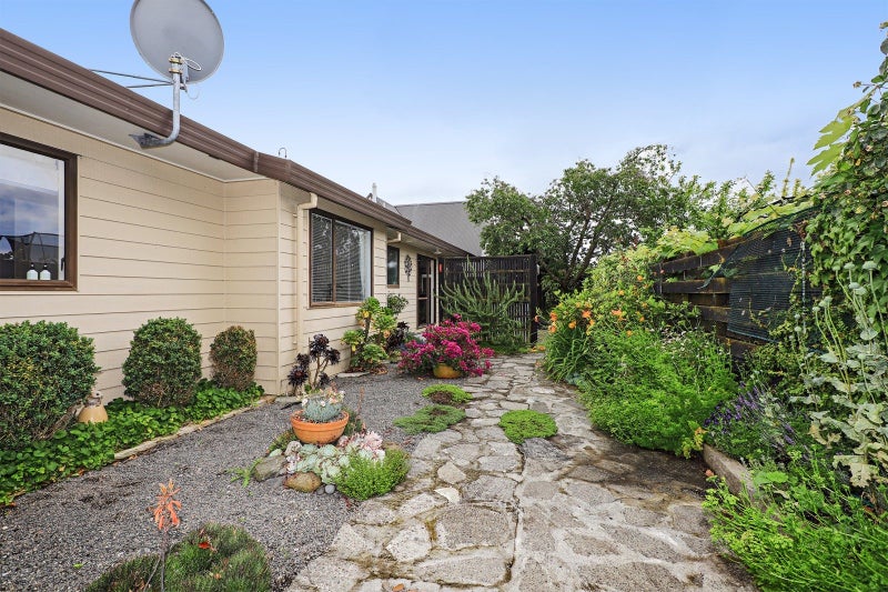 12 Railey Place, Greenmeadows, Napier - Carousel 2