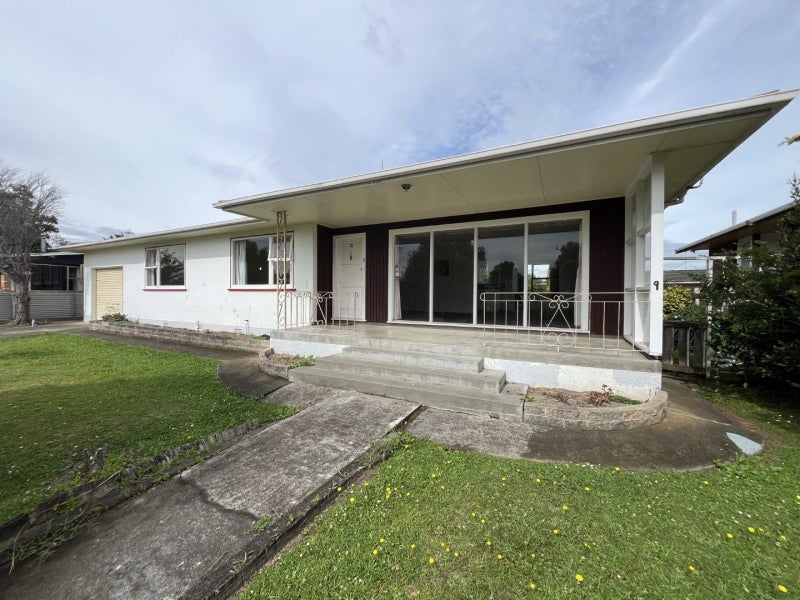 9 Alexander Street, Awapuni, Palmerston North - Carousel 1