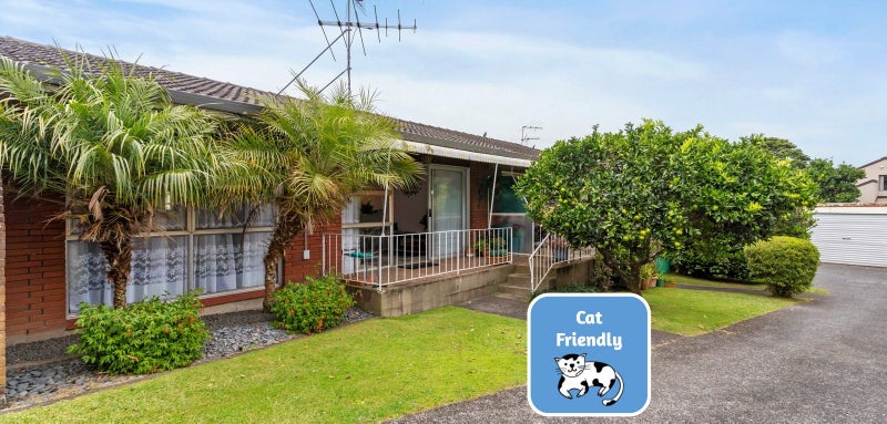 2/98 Namata Road, Onehunga, Auckland - Carousel 1