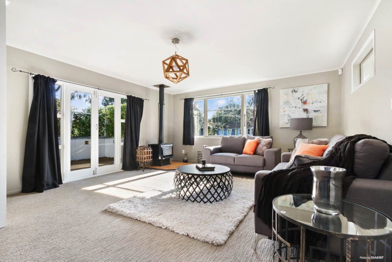 73 Glen Marine Parade, Glendene, Auckland - Carousel 1