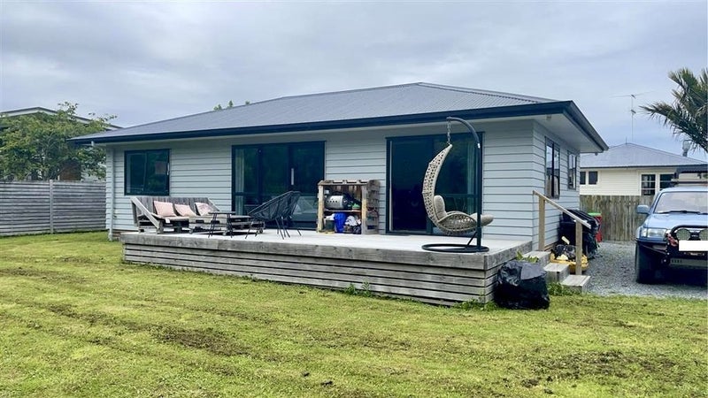 28 Millhaven Place, Otaki - Carousel 12