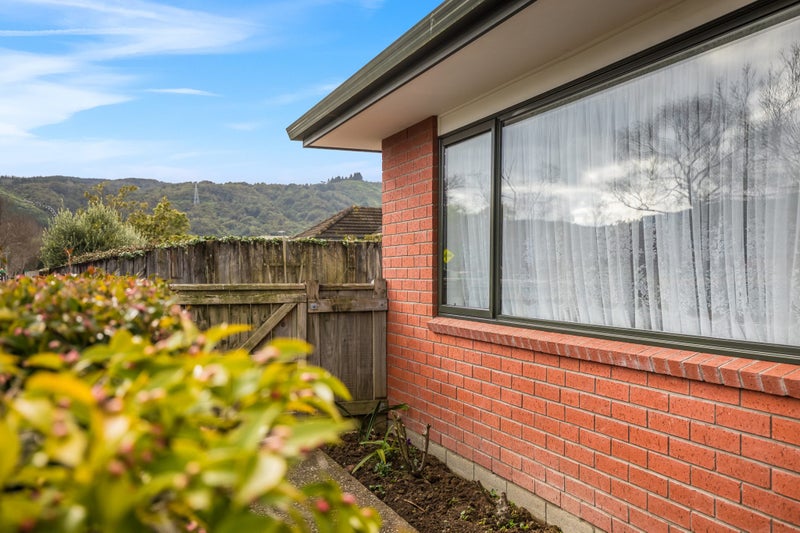1/32 Gibbons Street, Upper Hutt Central, Upper Hutt - Carousel 21