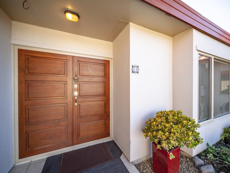 10 Amanda Place, Mayfair, Hastings - Carousel 12