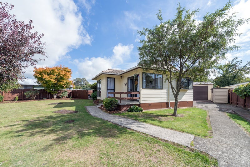 10 Streamdale Place, Ngongotaha, Rotorua - Carousel 1