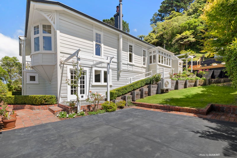 29 Baroda Street, Khandallah, Wellington - Carousel 2