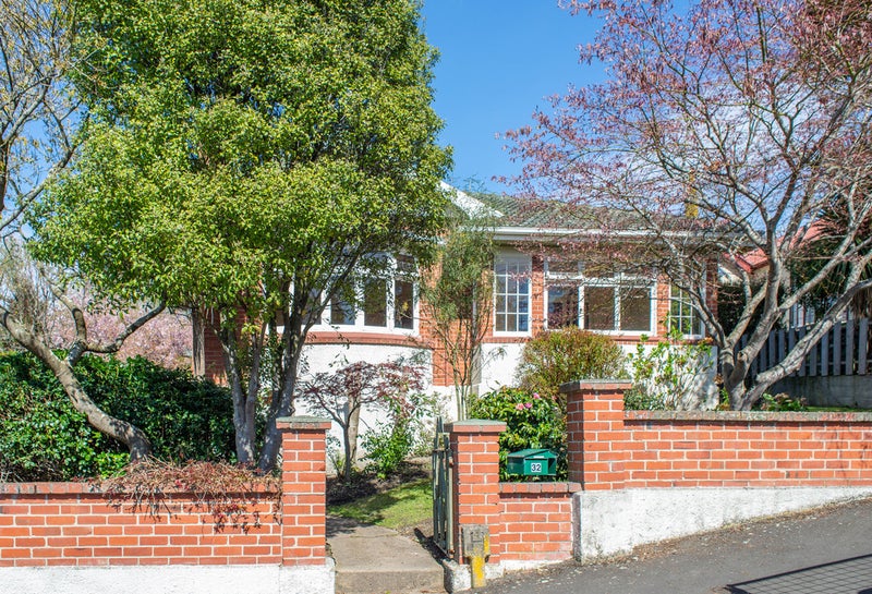 32 Garfield Avenue, Roslyn, Dunedin - Carousel 1