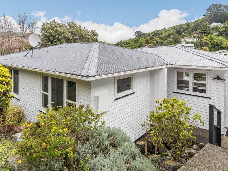 81 Parkvale Road, Karori, Wellington - Carousel 15