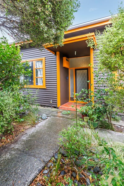 280 Rintoul Street, Berhampore, Wellington - Carousel 1