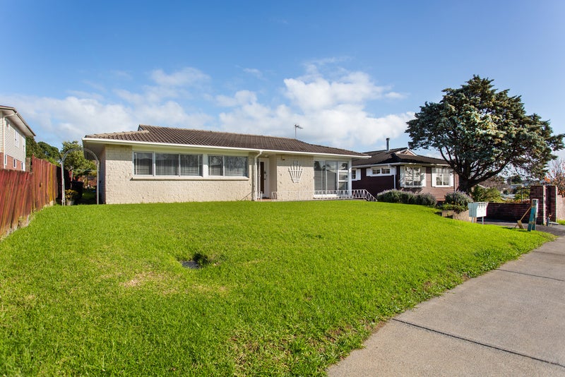 1/38 Littlejohn Street, Hillsborough, Auckland - Carousel 2