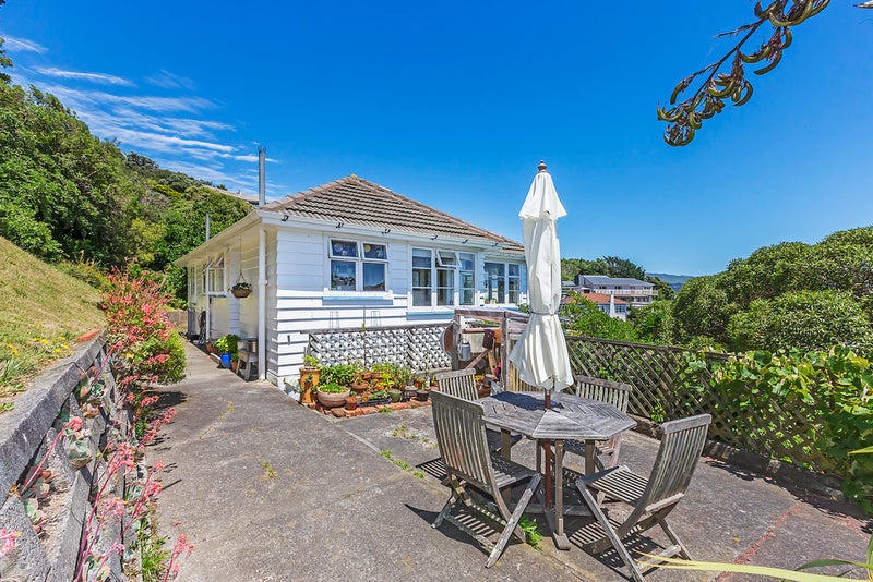 9 Townsend Road, Miramar, Wellington - Carousel 1