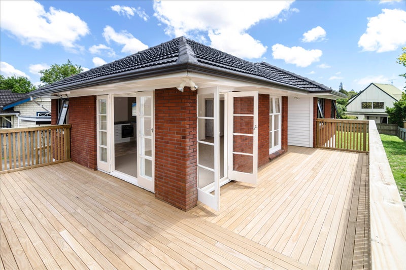 8 Tapu Road, Huapai, Kumeu - Carousel 1