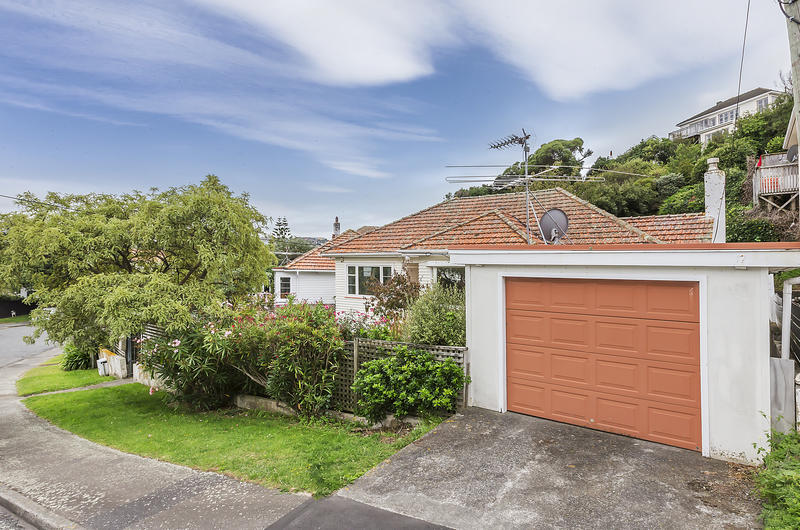17 Ashleigh Crescent, Miramar, Wellington - Carousel 2