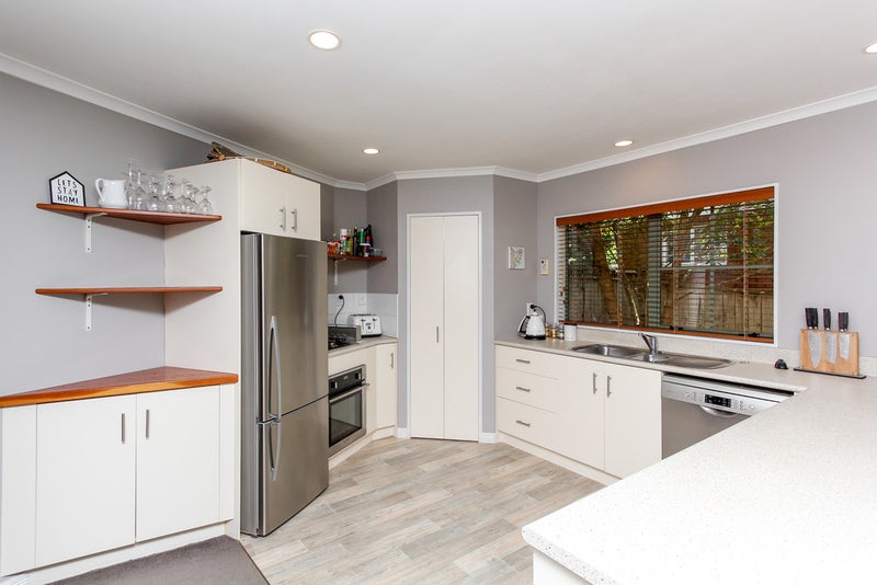 13 Cyrus Street, Whalers Gate, New Plymouth - Carousel 23