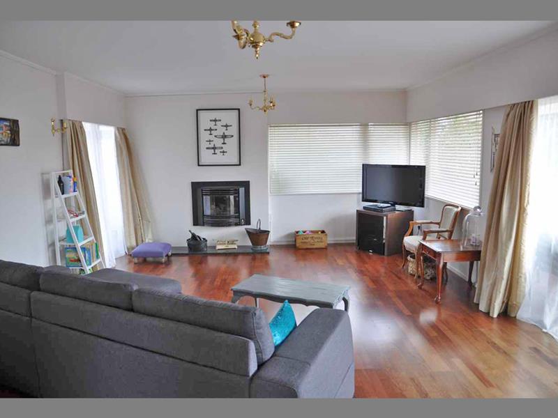 21 Hawkins Street, Meadowbank, Auckland - Carousel 2