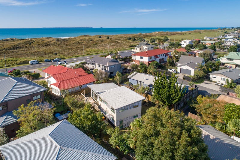 356D Papamoa Beach Road, Papamoa Beach, Papamoa - Carousel 9