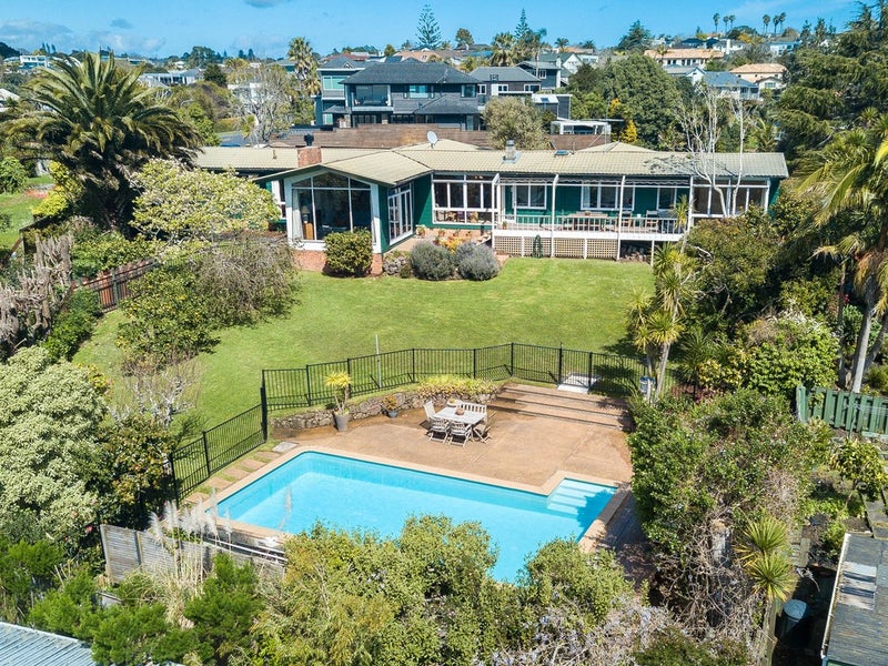 12 Tulagi Place, Kohimarama, Auckland - Carousel 1