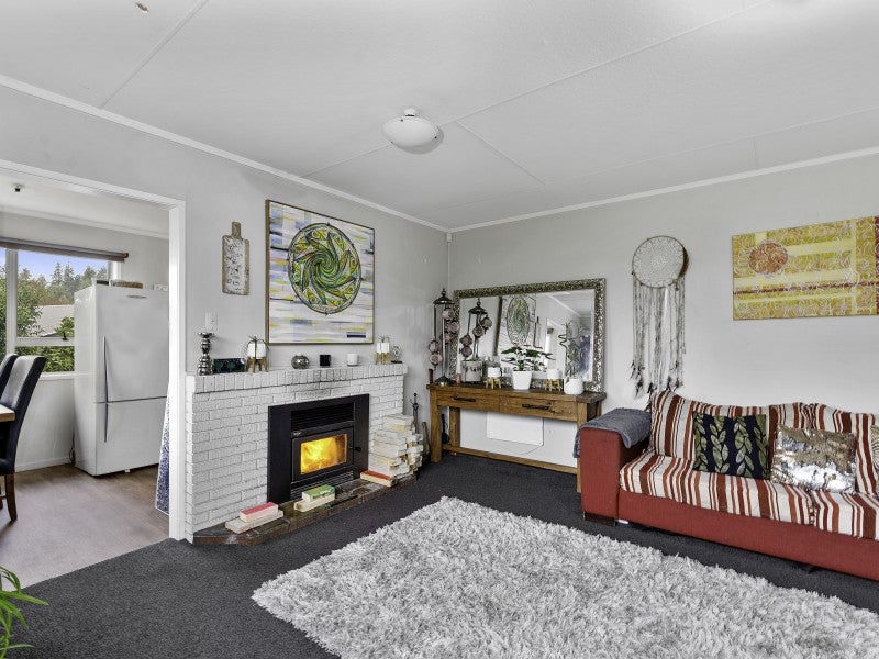 58 Alison Street, Mangakakahi, Rotorua - Carousel 1