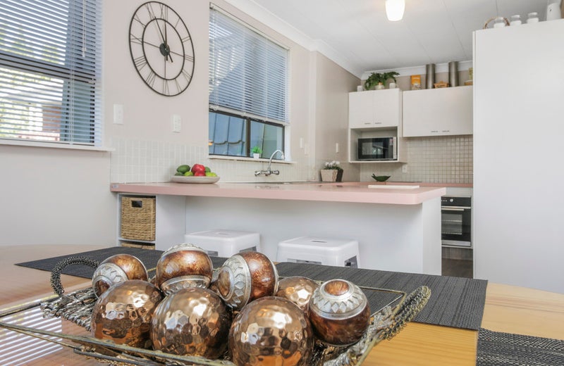 4/44 Sunnyside Road, Sunnyvale, Auckland - Carousel 1