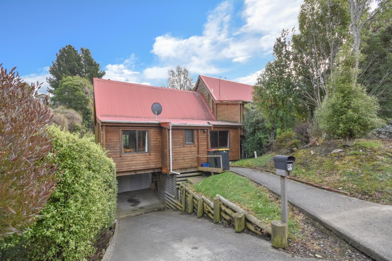 21 Fea Street, Dalmore, Dunedin - Carousel 1