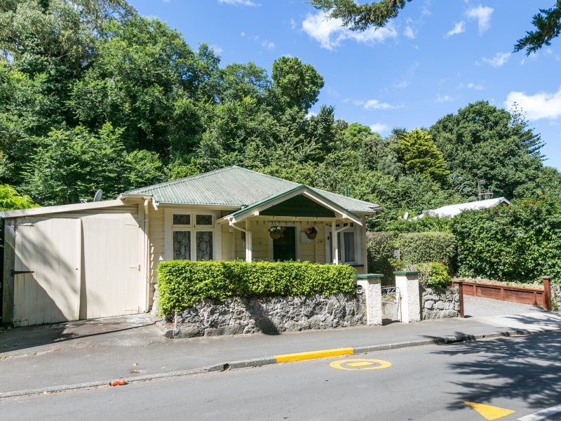 53 Milton Road, Bluff Hill, Napier - Carousel 24