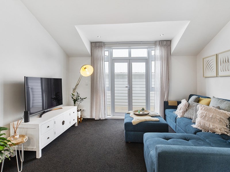 19/35 Pirie Street, Mount Victoria, Wellington - Carousel 2