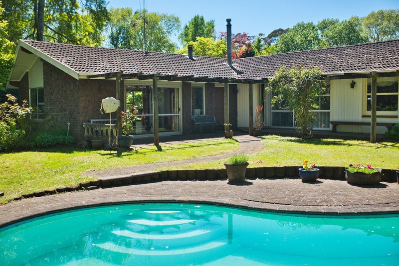 178 Raynes Road, Hamilton - Carousel 1